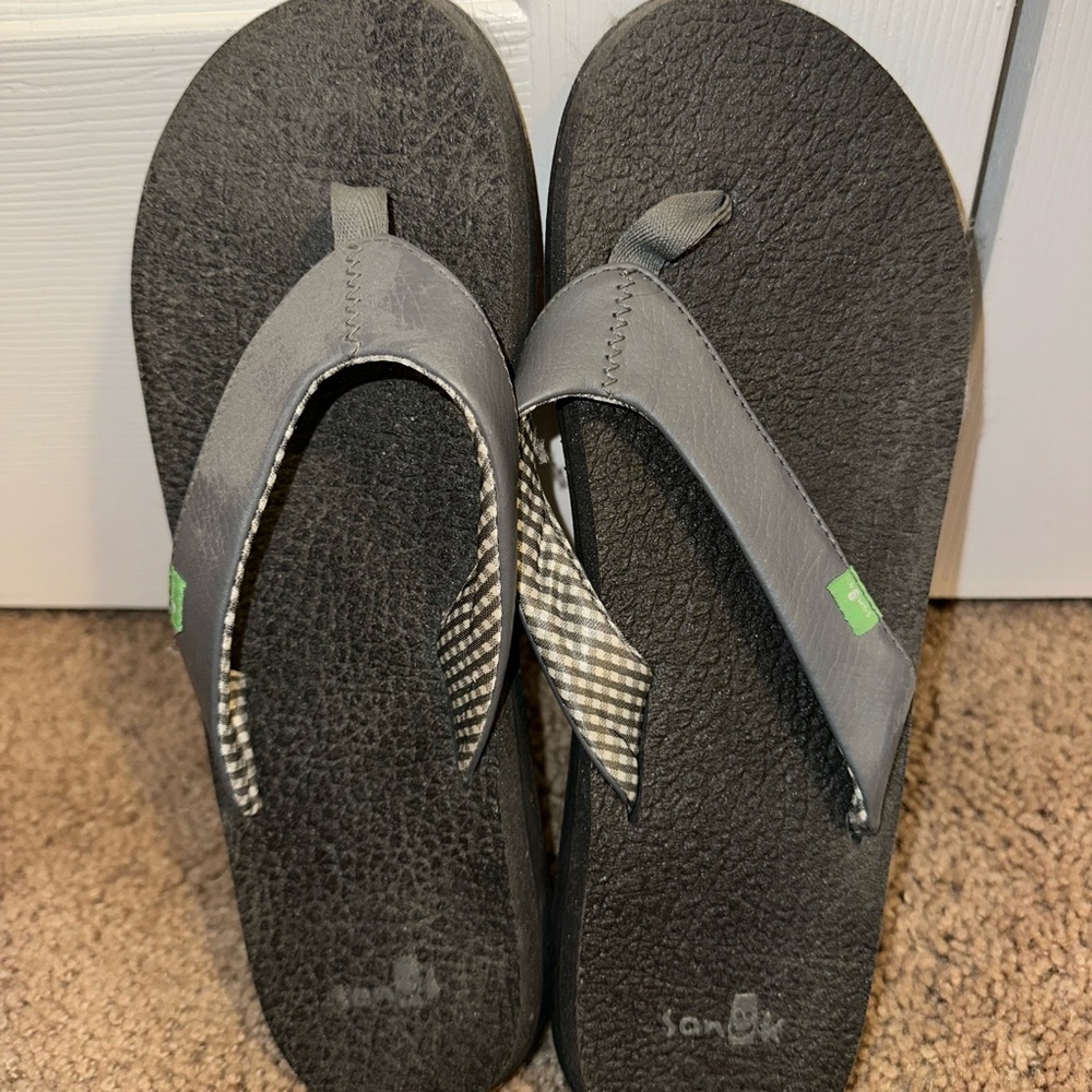 Sanuk Plaid and Gray Sandals